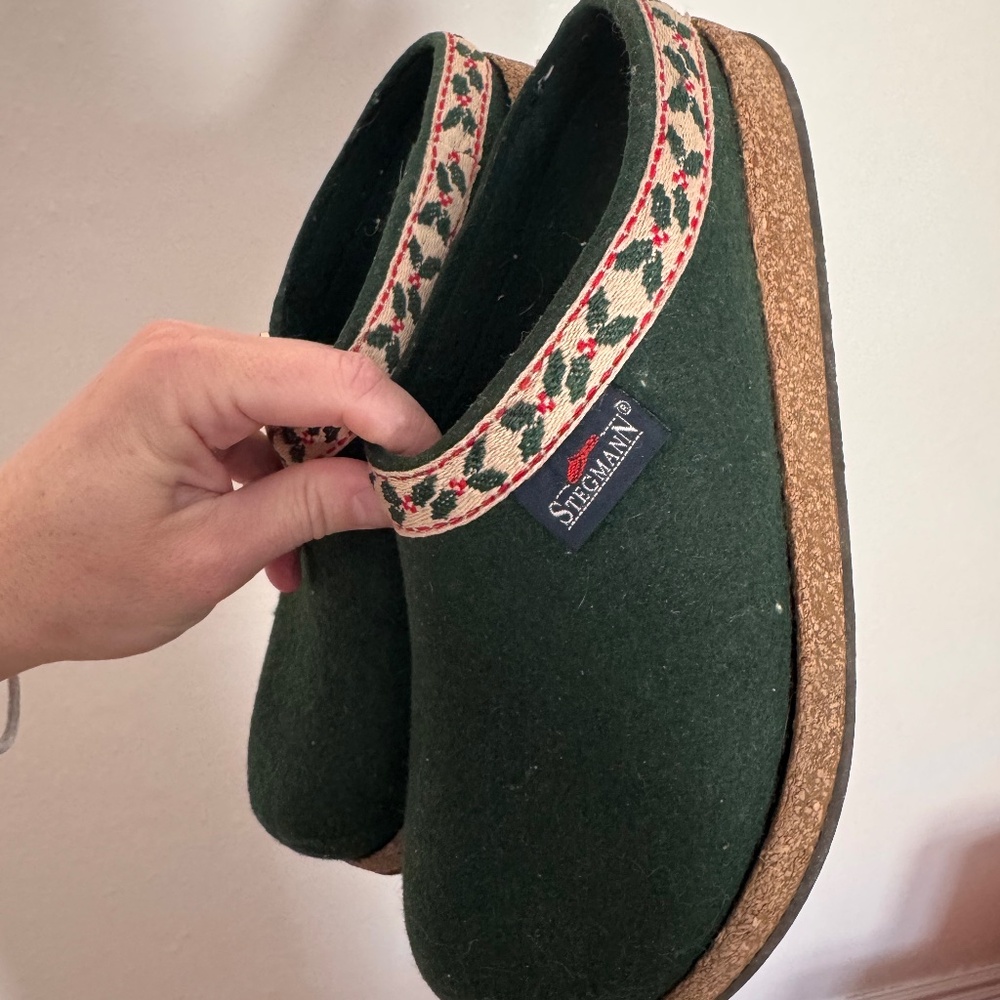 Stegman Clogs Size 6